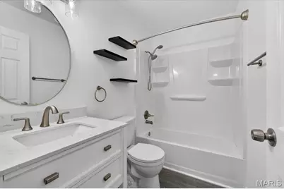 1090 Humber Circle, Saint Louis, MO 63129 - Photo 18