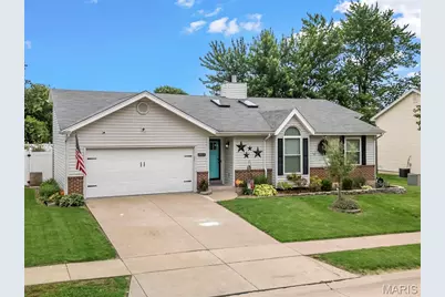 2057 Central Parkway, Florissant, MO 63031 - Photo 8
