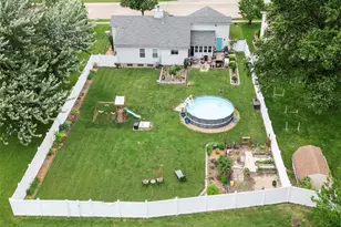 2057 Central Pkwy, Florissant, MO 63031 - Photo 2