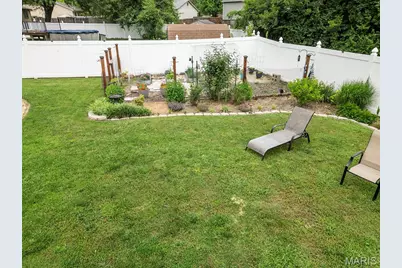 2057 Central Parkway, Florissant, MO 63031 - Photo 6