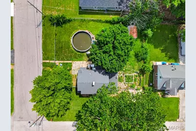 9122 Delphine Avenue, Saint Louis, MO 63114 - Photo 30