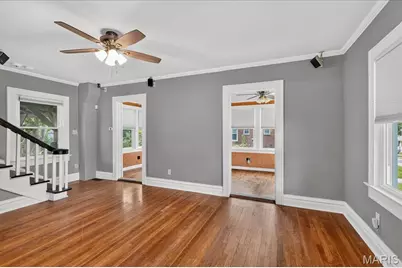 9122 Delphine Avenue, Saint Louis, MO 63114 - Photo 6