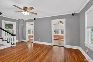 9122 Delphine Ave, Saint Louis, MO 63114 - Photo 6