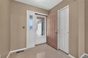 1359 Sunview Dr, O'Fallon, MO 63366 - Photo 4