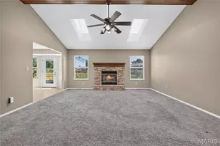 1359 Sunview Dr, O'Fallon, MO 63366 - Photo 6