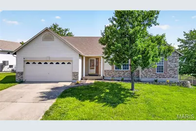 1359 Sunview Drive, O'Fallon, MO 63366 - Photo 1
