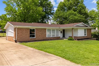 2025 Granada Drive, Florissant, MO 63033 - Photo 2