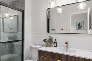 2025 Granada Dr, Florissant, MO 63033 - Photo 30