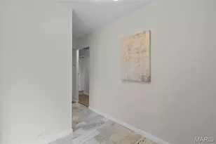 2025 Granada Dr, Florissant, MO 63033 - Photo 4