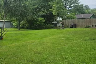 214 Oak St, Farmington, MO 63640 - Photo 2