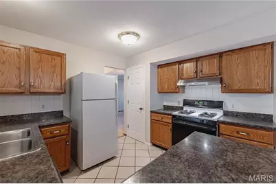 2054 Krause Hill Place Place, Florissant, MO 63031 - Photo 10