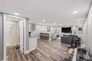 240 Oakhurst Cir, O'Fallon, MO 63368 - Photo 48