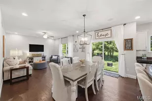 240 Oakhurst Cir, O'Fallon, MO 63368 - Photo 12