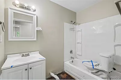 2337 Millvalley Drive, Florissant, MO 63031 - Photo 20