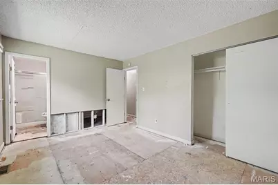 2337 Millvalley Drive, Florissant, MO 63031 - Photo 16