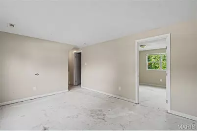 2337 Millvalley Drive, Florissant, MO 63031 - Photo 22