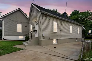 1424 Sulphur Ave, Saint Louis, MO 63110 - Photo 2