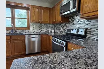 810 Houston Drive, Palmyra, MO 63461 - Photo 14