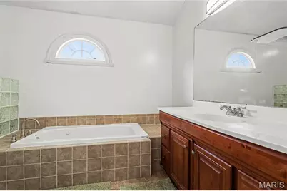 5522 Bourbeuse Common #4, Weldon Spring, MO 63304 - Photo 14