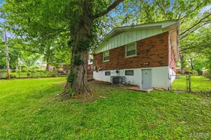 1219 Hobson Dr, Ferguson, MO 63135 - Photo 40