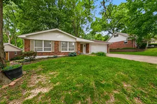 1219 Hobson Dr, Ferguson, MO 63135 - Photo 2