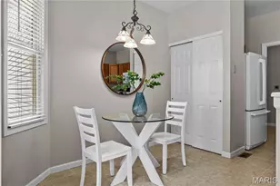 1628 Thurston Ct, O'Fallon, MO 63366 - Photo 8