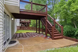 638 Cascade Lk Ct, Ballwin, MO 63021 - Photo 22
