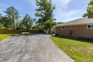 2550 Bluffwood Dr, Unincorporated, MO 63129 - Photo 24