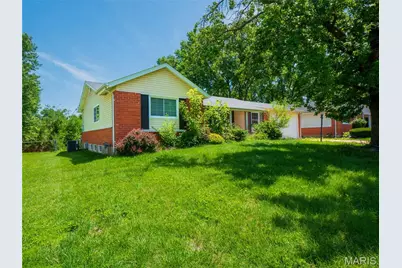 3410 Brunswick Drive, Florissant, MO 63033 - Photo 2