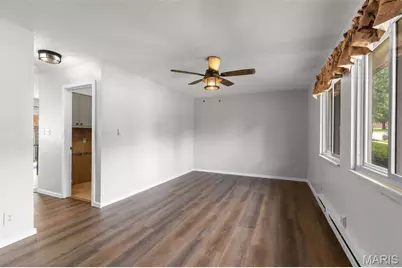 9128 Villaridge Court, Saint Louis, MO 63123 - Photo 6