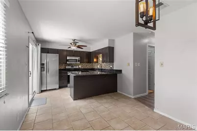 9128 Villaridge Court, Saint Louis, MO 63123 - Photo 8