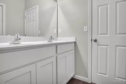 1420 Swallow Lane, Florissant, MO 63031 - Photo 24