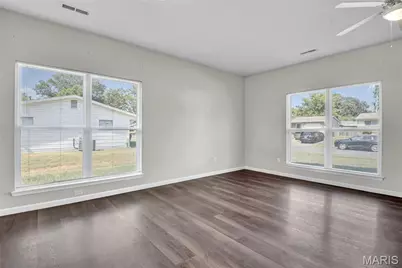 1420 Swallow Lane, Florissant, MO 63031 - Photo 4
