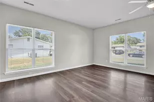 1420 Swallow Ln, Florissant, MO 63031 - Photo 4