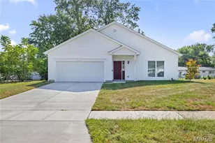 1420 Swallow Ln, Florissant, MO 63031 - Photo 1