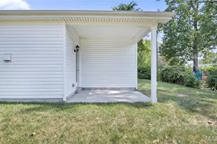1420 Swallow Ln, Florissant, MO 63031 - Photo 28