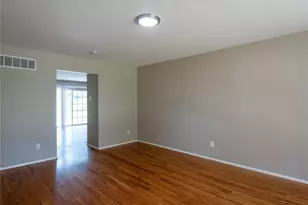 4347 Varano Dr, Florissant, MO 63033 - Photo 4