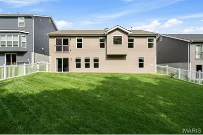 915 Crestwood Lane, O'Fallon, MO 63366 - Photo 38