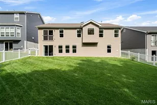 915 Crestwood Ln, O'Fallon, MO 63366 - Photo 38
