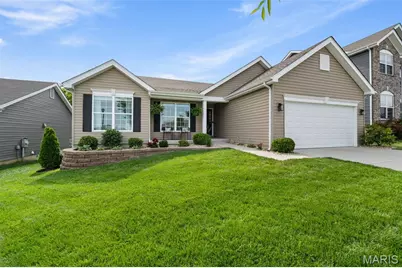 915 Crestwood Lane, O'Fallon, MO 63366 - Photo 2