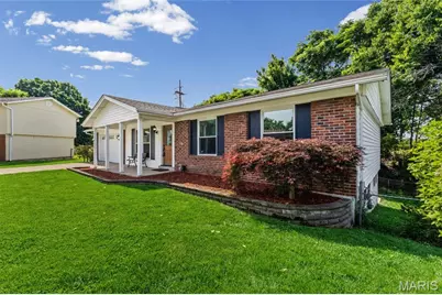 11918 Wexford Place Drive, Maryland Heights, MO 63043 - Photo 6