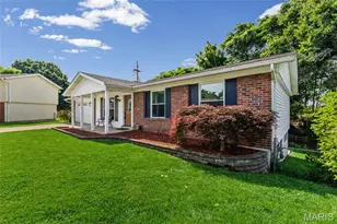 11918 Wexford Pl Dr, Maryland Heights, MO 63043 - Photo 6