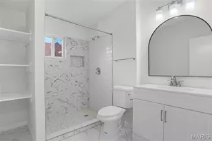 5635 Oleatha Ave, Saint Louis, MO 63139 - Photo 18