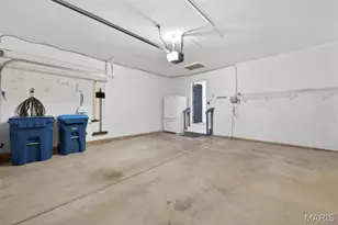 812 Whispering Village Cir, Ballwin, MO 63021 - Photo 24
