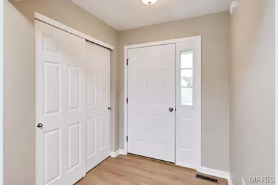 10 Sugarberry Court, Troy, MO 63379 - Photo 4