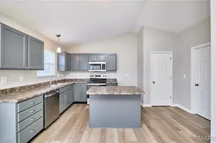 10 Sugarberry Ct, Troy, MO 63379 - Photo 12