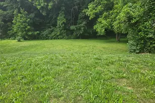 519 Riverside St, Hannibal, MO 63401 - Photo 1