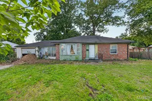 711 Chopin Dr, Kirkwood, MO 63122 - Photo 4