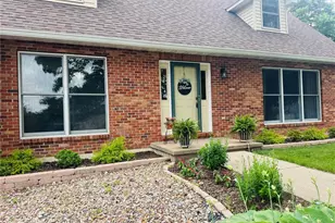 4141 Windmere Dr, Hannibal, MO 63401 - Photo 2