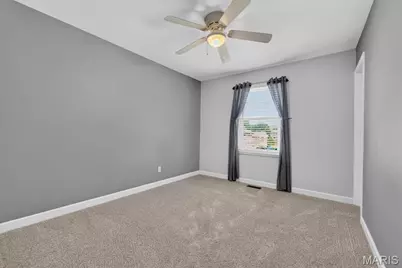 4590 Grandcastle Drive, Saint Louis, MO 63128 - Photo 20